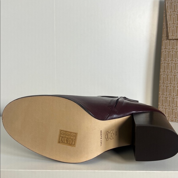 New Tory Burch TURNLOCK HEELED ANKLE BOOT - Picture 8 of 10
